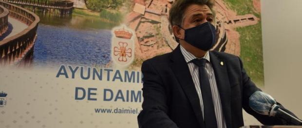 alcalde_suspension_brujilandia