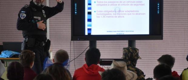 charla_policia_albuera_6