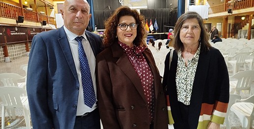 Candido-Barba-Ruedas-alcalde-de-Aldea-del-Rey-junto-a-Teresa-Merino-Morena-y-la-edil-aldeana-Maria-Josefa-Alanon-Utrilla